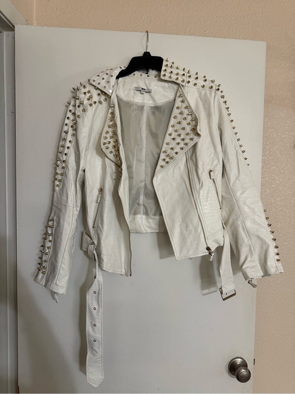 SX White Croc Embossed Studded Spike Moto Jacket – Size Large